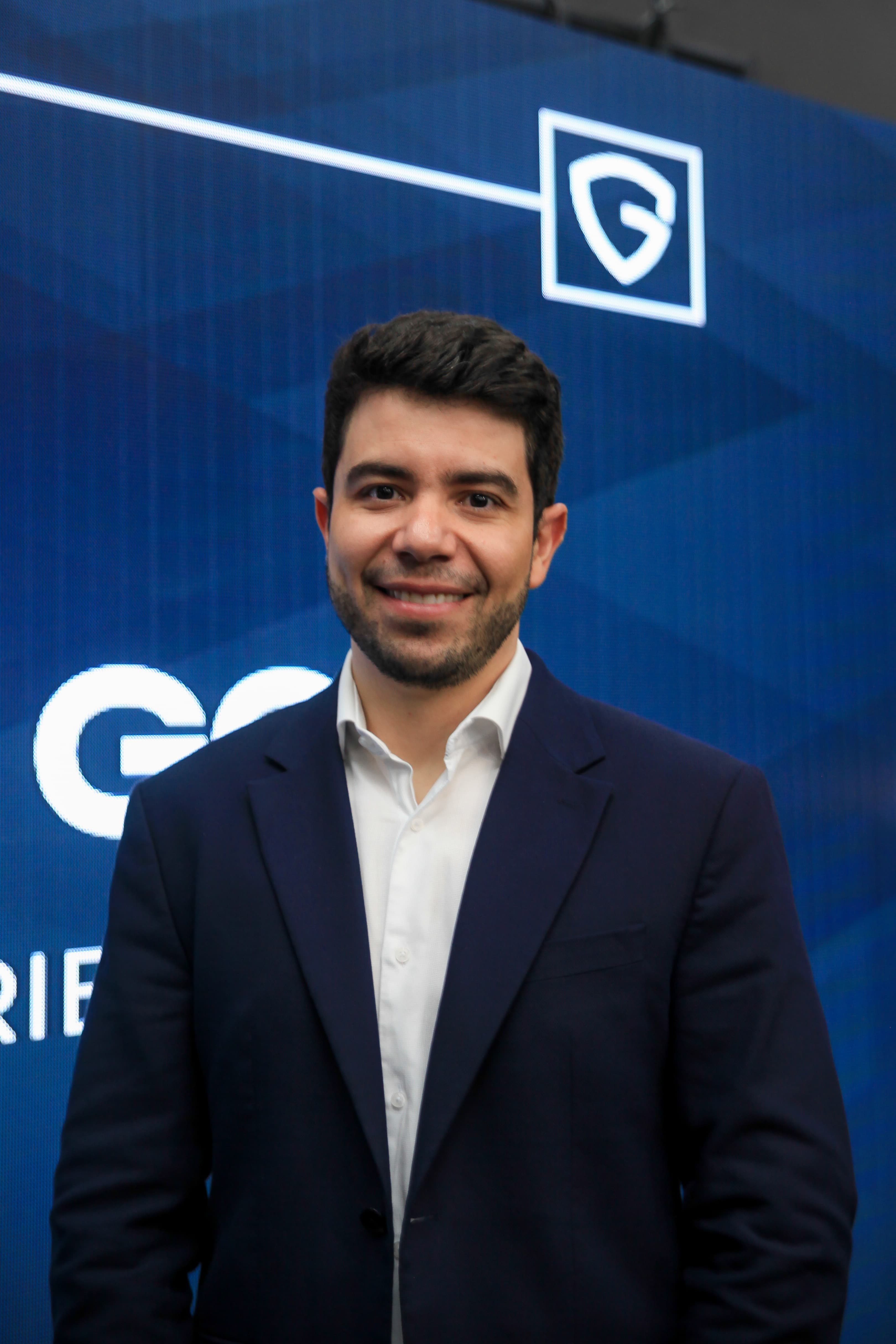 Leandro — co-fundador Elev Odonto